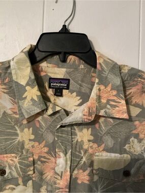 Patagonia Olive Green Floral Button-Front Shirt Jacket
